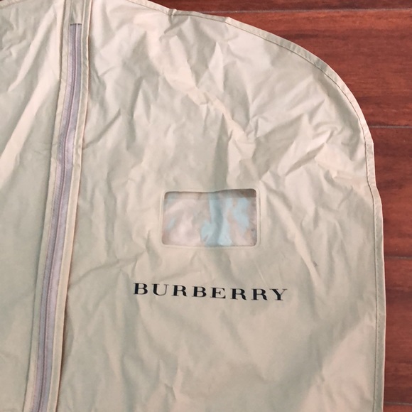 Vintage Burberry Men’s Trench Coat With Detachable Wool Lining - Picture 11 of 12